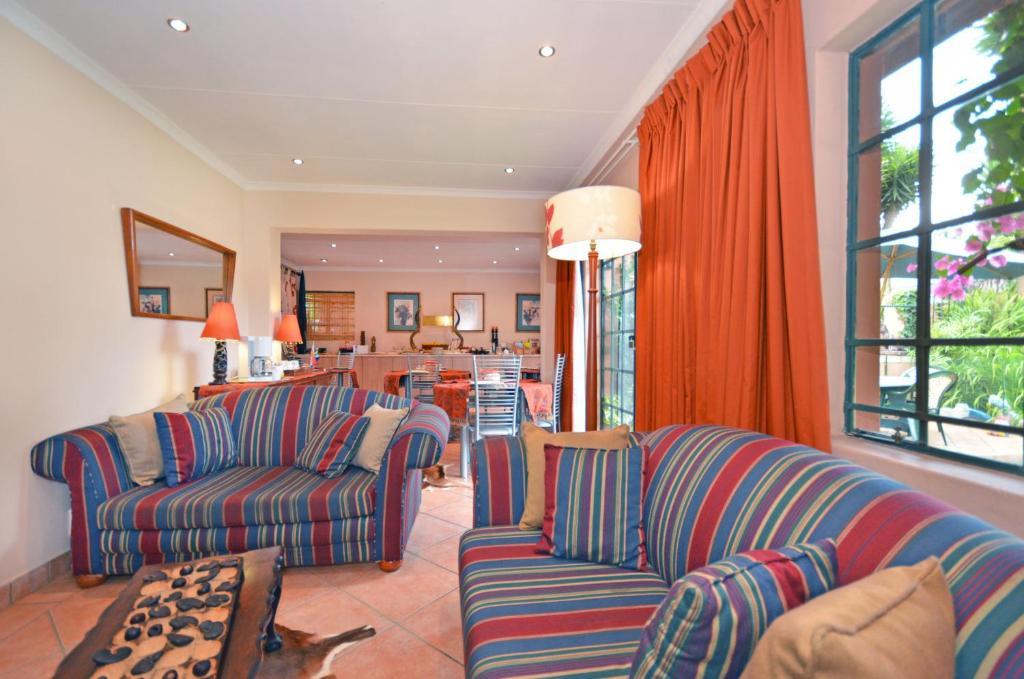 Cherry Tree Cottage B&B Linden Johannesburgo Exterior foto