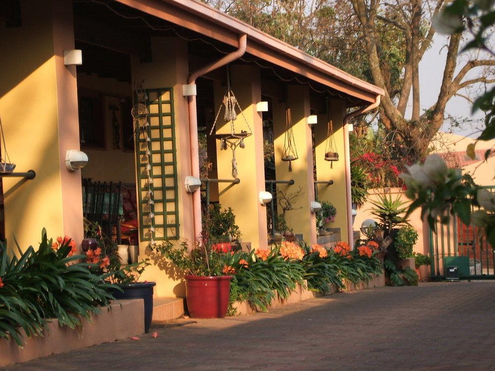 Cherry Tree Cottage B&B Linden Johannesburgo Exterior foto