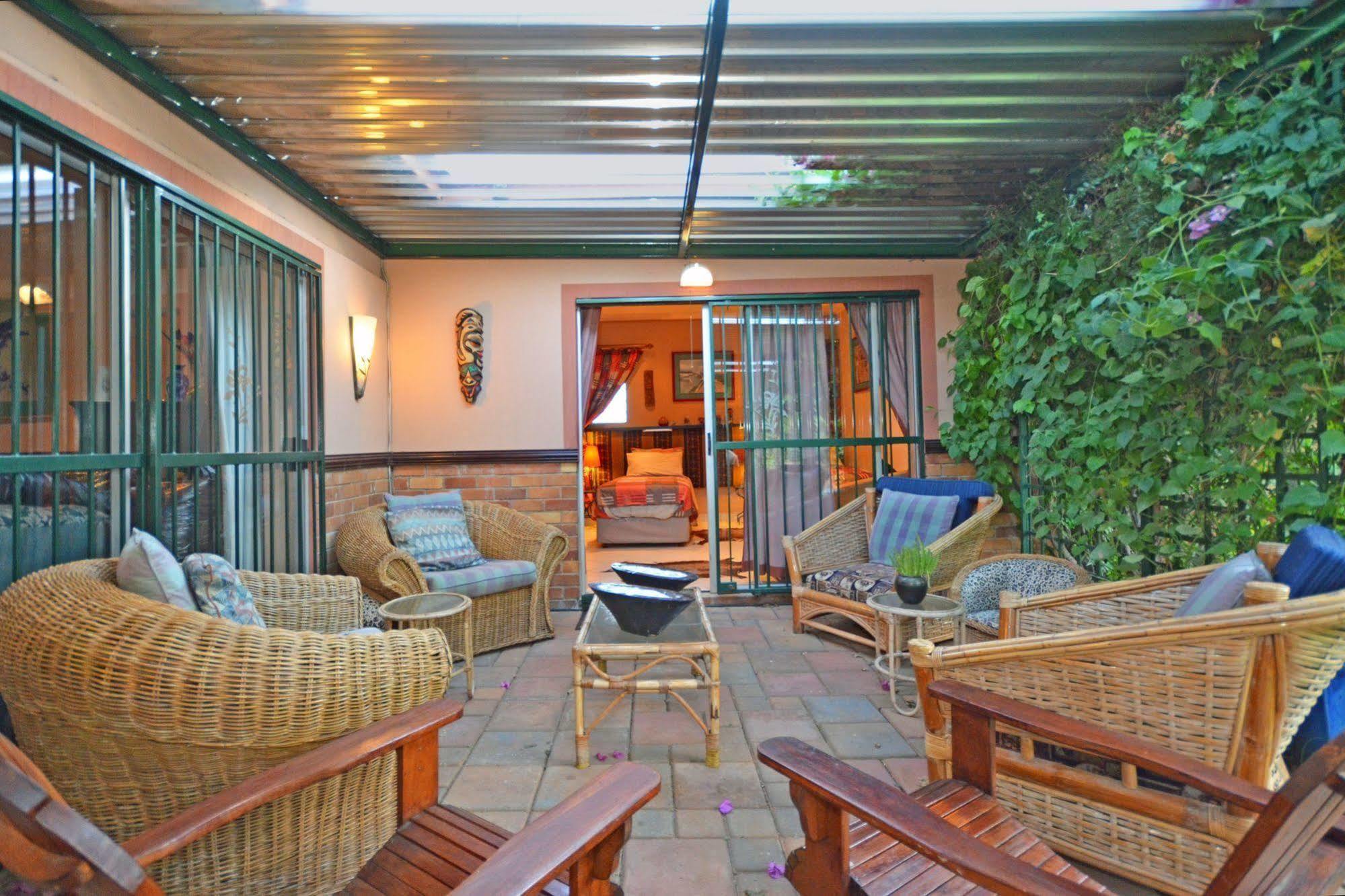 Cherry Tree Cottage B&B Linden Johannesburgo Exterior foto