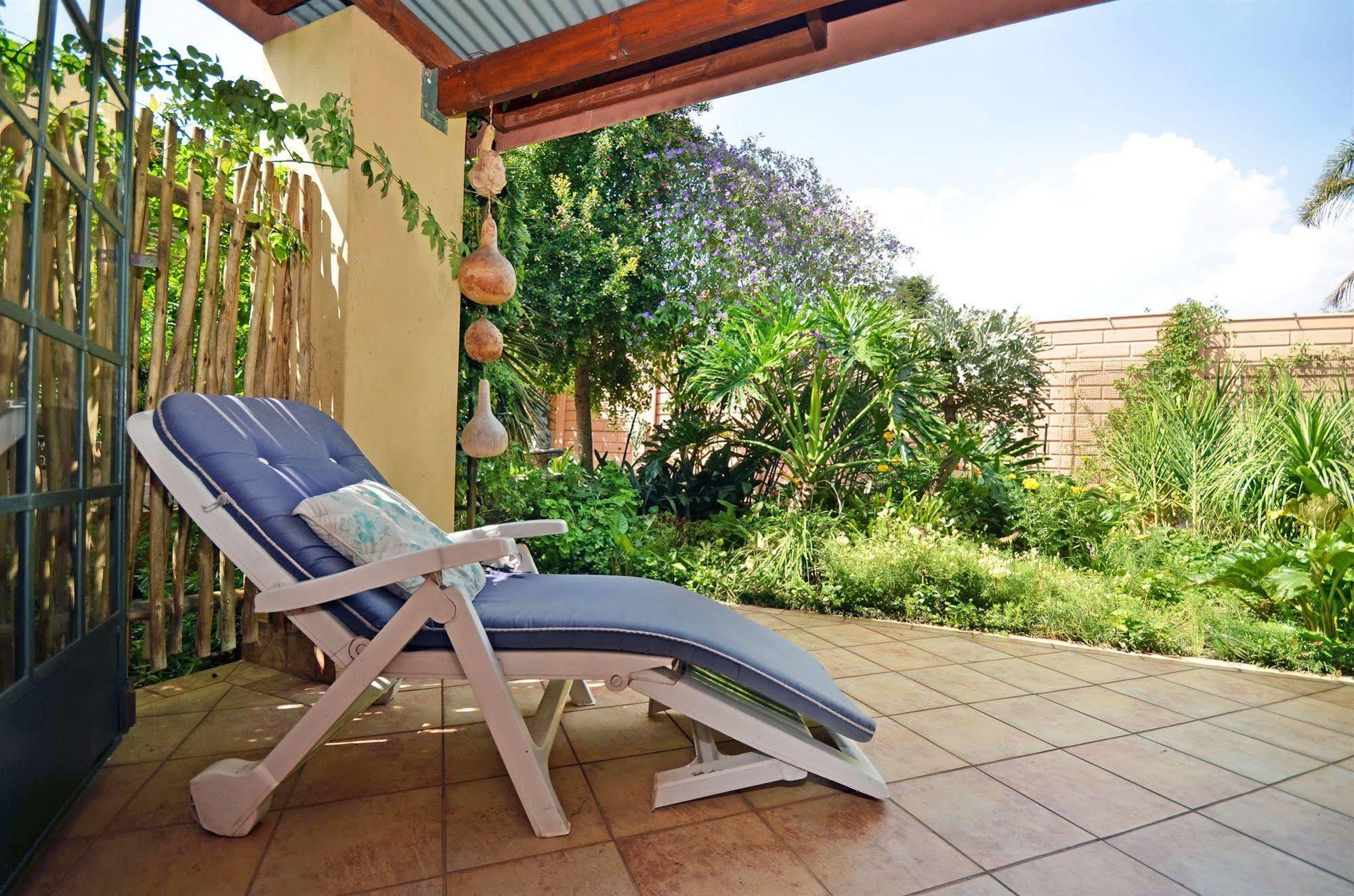 Cherry Tree Cottage B&B Linden Johannesburgo Exterior foto